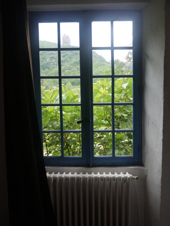 Auberge Des Seguins Buoux Pokoj fotografie