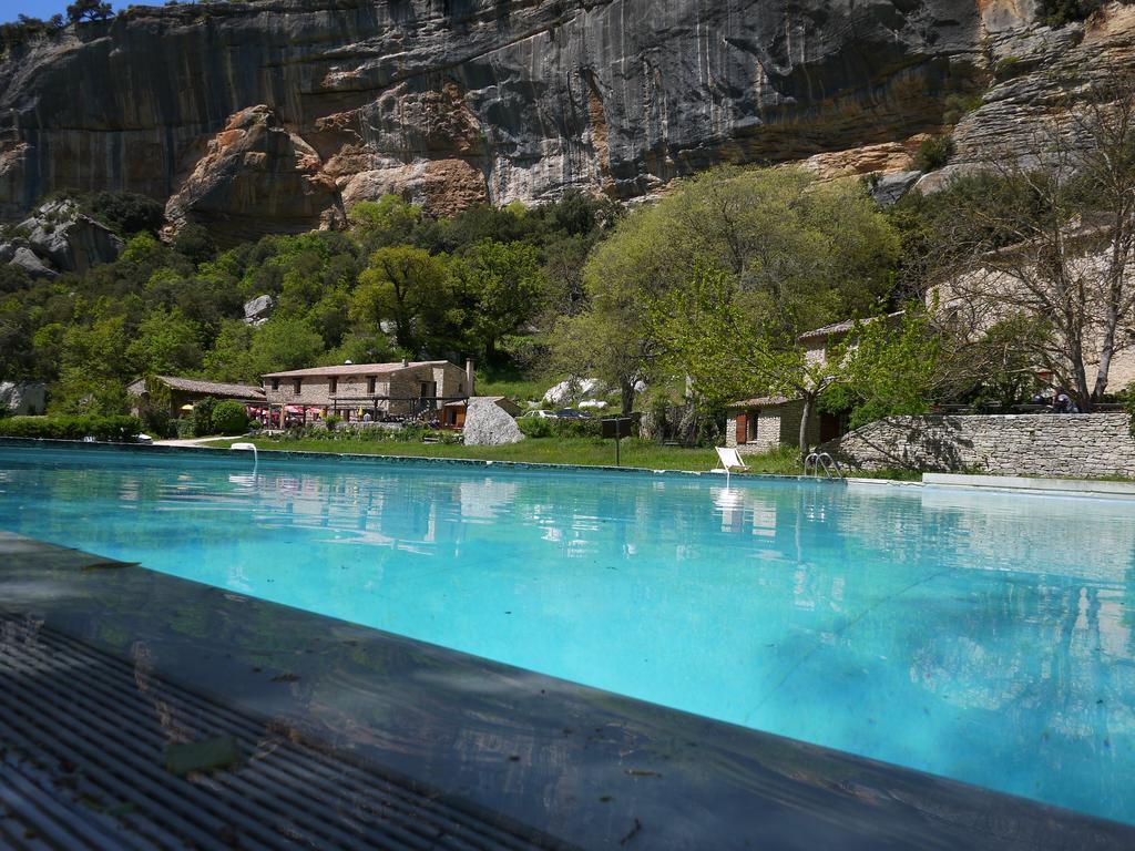 Auberge Des Seguins Buoux Exteriér fotografie